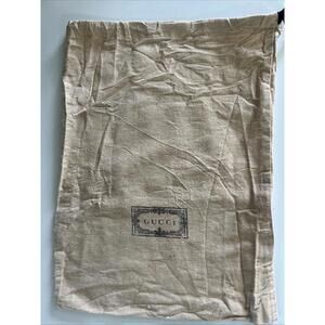Gucci dust bag. pls see pics for details.Used but good condition.